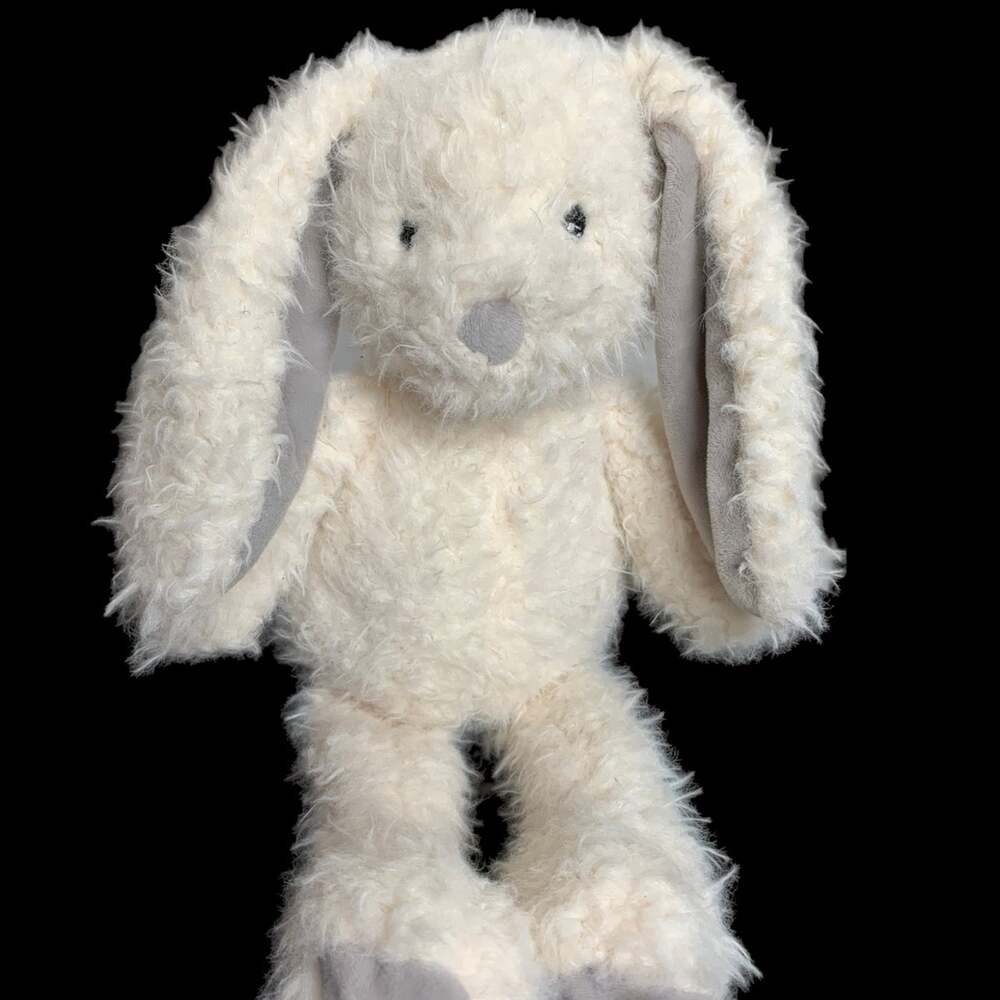 KELLYTOY K Luxe White Bunny Rabbit Plush Squeaky Collectible Toy